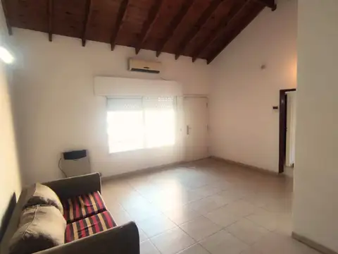 Casa en Venta en Merlo, USD 120.000