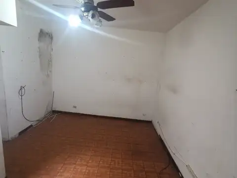 Depto Tipo Casa en Alquiler en Parque Patricios, $ 430.000