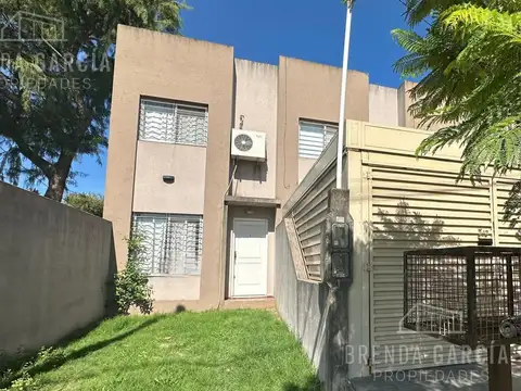ARAUJO PENON 240 ENTRE ALBERDI Y CHACABUCO