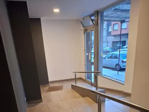 MONOAMBIENTE CONTRAFRENTE 17 M2. ALDREY