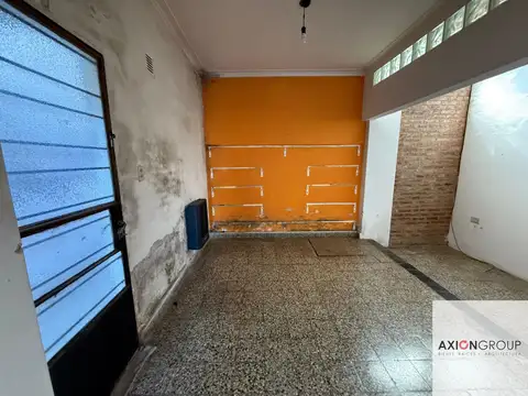 3 E/ 68 y 69-PH tipo casa  a reciclar sobre lote de 335 m2 100