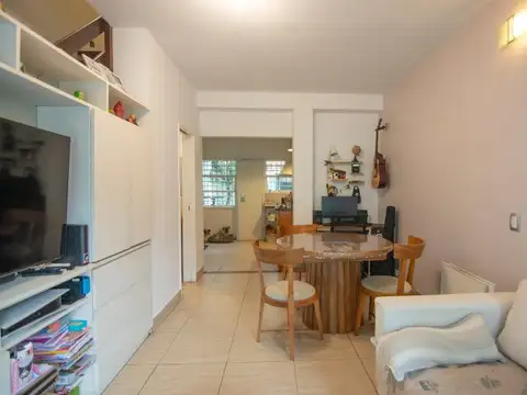 Depto Tipo Casa en Venta en Vicente López, USD 189.000