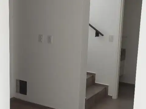 Casa en Alquiler de 3 dormitorios