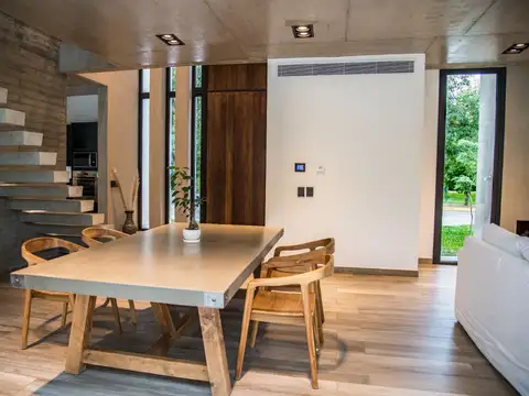 Excelente casa en Alquiler, Club de Campo Los Puentes, Lujan Lote 169