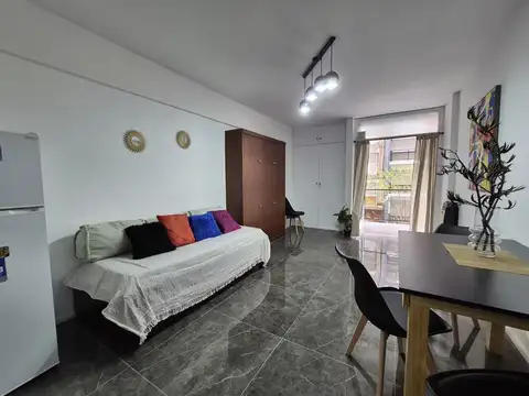 Monoambiente en venta balcón y vista lateral al mar GUEMES
