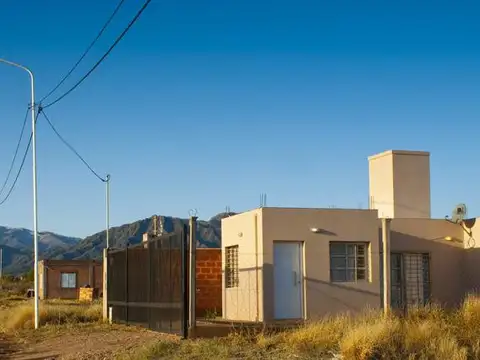 Sobre Ruta 146, camino a La Punta.