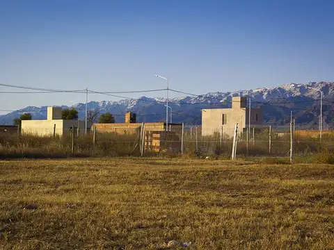 Venta. Terrenos desde 300 m². Barrancas Coloradas. San Luis.