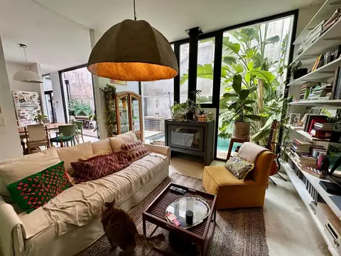 Casa 5 ambientes con 2 baños