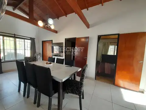 Casa 3 ambientes con 1 baño