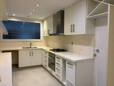 Departamento en Alquiler con 1 cocheras