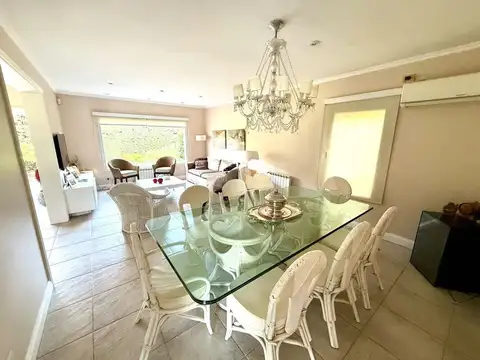 Casa en Venta de 4 dormitorios