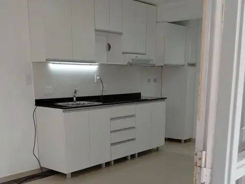 Av.alvear 200, Piso 2°