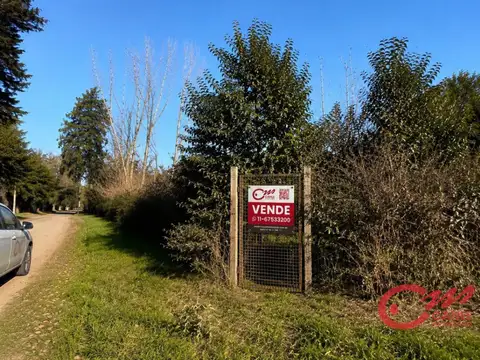 Terreno / Lote en venta de 1645m2  en Loma Verde