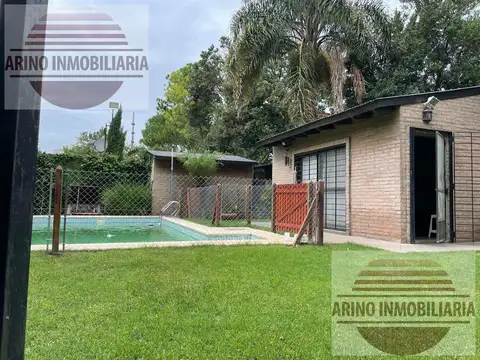 Casa con jardín y pileta