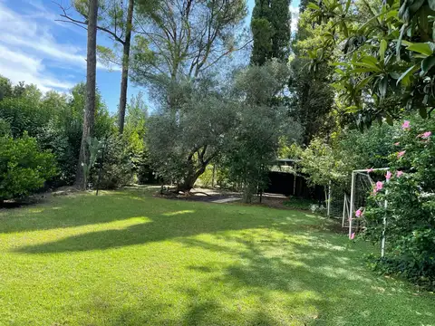 Casa 2 ambientes con 1 baño