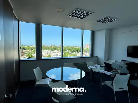 Oficina en Alquiler sobre Av. Del Libertador Piso entero con 2 cocheras Vista al Río