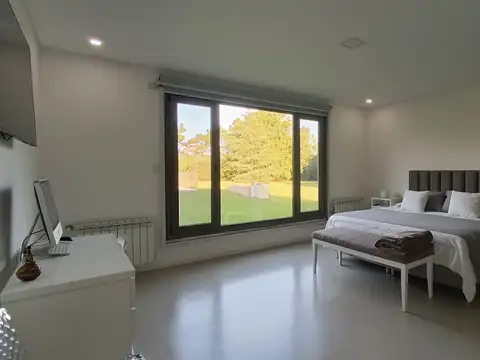 VENTA Chacra moderna de categoría  522 m² 7000 m²
