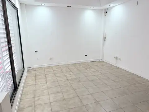 Casa en Alquiler en Flores, USD 3.500
