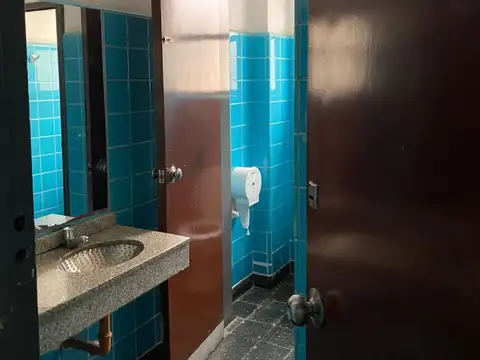 Oficina en Venta 49 años