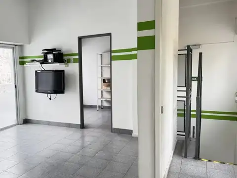 Local en Alquiler en Nuñez, USD 5.000