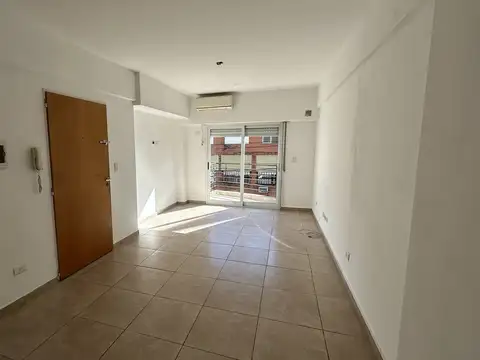 Alquiler departamento 2 ambientes en Saavedra