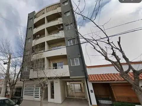 Venta departamento con terraza y cochera