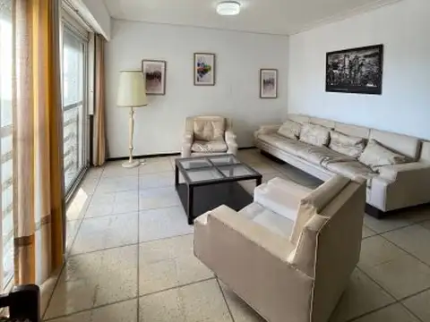 calle 12 1151 , Piso 2