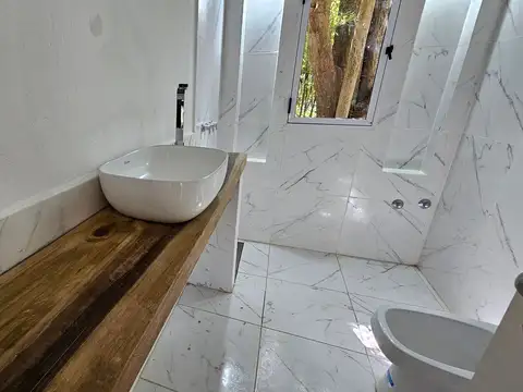 VENTA CASA 3 DORM PARRILLA A ESTRENAR LA LONJA