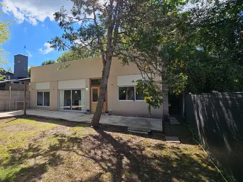 VENTA CASA 3 DORM PARRILLA A ESTRENAR LA LONJA