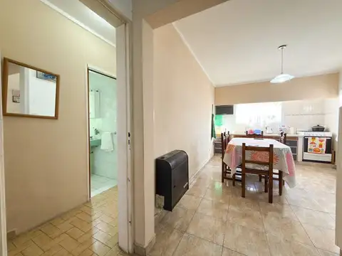 Casa 5 ambientes con 3 baños