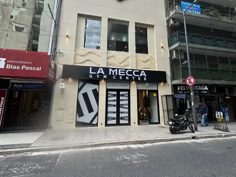 Avenida Santa Fe 1600