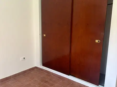 Casa en Venta en El Palomar, USD 112.000