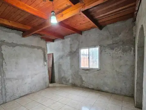 VENTA- CASA 2 DORMITORIOS EN TIERRA DE SUEÑOS 3- ROLDAN