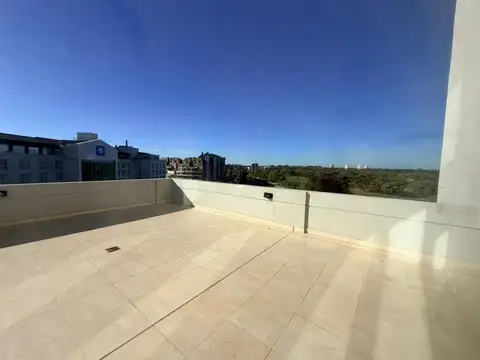 Avenida Del Puerto 4332520106 200