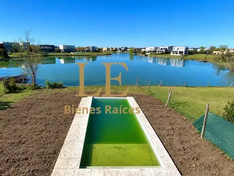 Casa en Venta en El Cantón - Norte, USD 369.000
