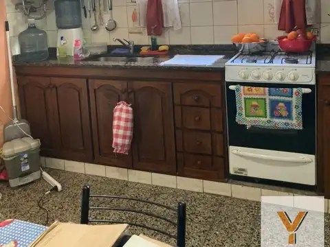 Depto Tipo Casa 2 ambientes con 1 baño