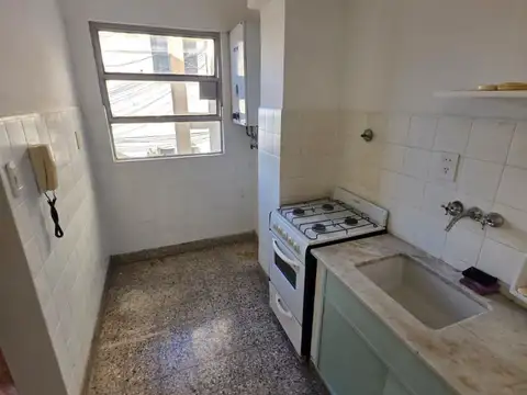 Departamento - Alquiler - Argentina, Capital Federal - PERON 1500