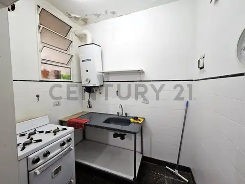 Departamento de 3 ambientes a reciclar en excelente ubicación