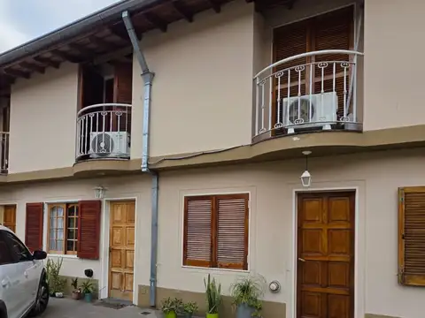 VENTA DÚPLEX 3 AMB C/PATIO Y COCH M. CORONADO