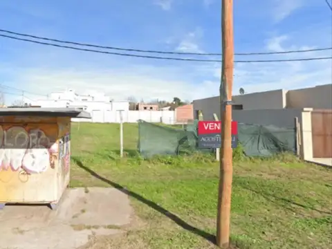 Terreno en Venta 30  mts Fondo