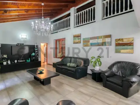 Casas en venta en Villa Elisa, 4 dormitorios con pileta