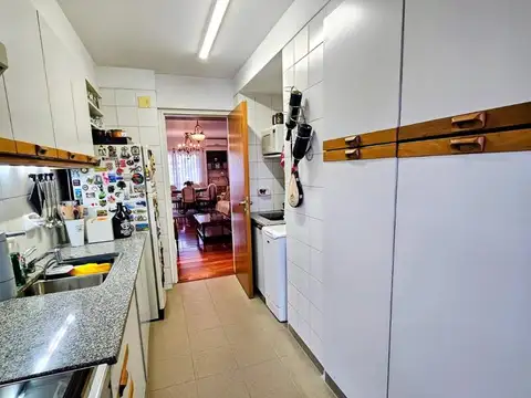 Departamento 5 ambientes con 2 baños