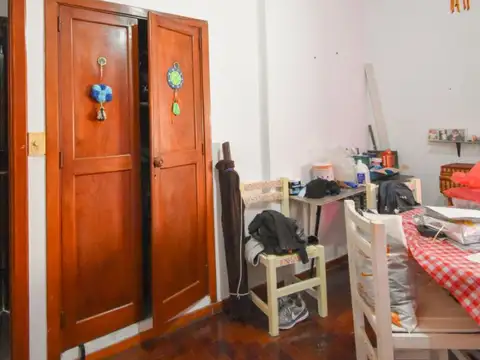 Depto Tipo Casa en Venta 50 años