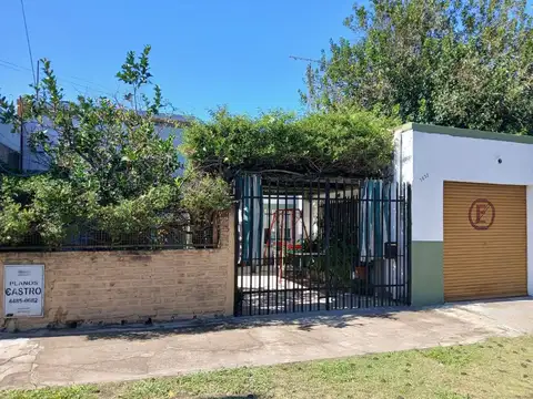VENTA CASA 3 AMBIENTES GONZALEZ CATAN