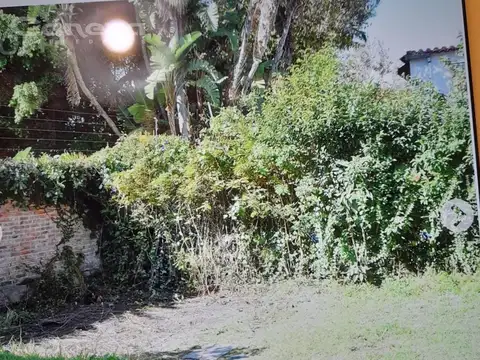 Terreno en Acas.-Vias/Libert.