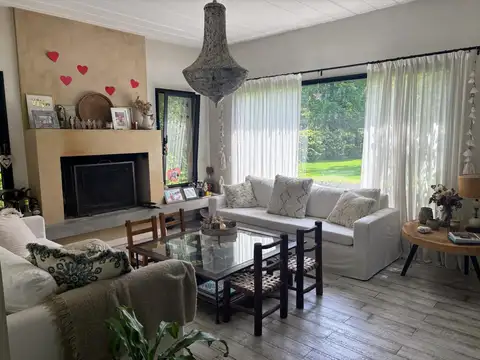 Casa en Alquiler Temporal en Bella Vista, USD 4.500