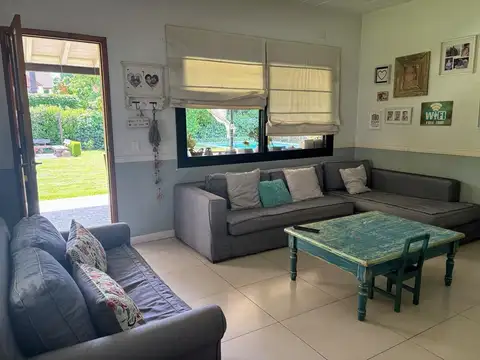 Casa 5 ambientes con 4 baños