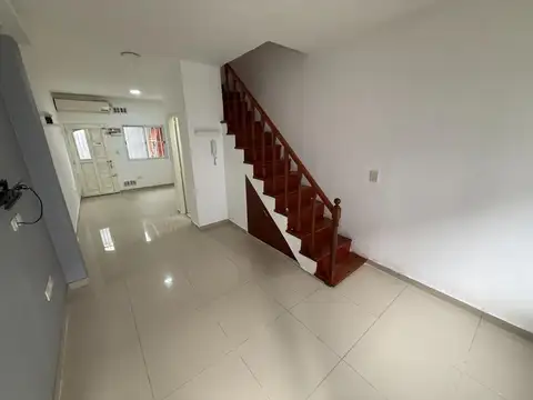 DÚPLEX INTERNO 3 AMBIENTES - APTO CREDITO - PARQUE JHONSTON