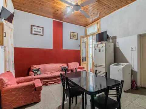 Depto Tipo Casa en Venta de 4 dormitorios