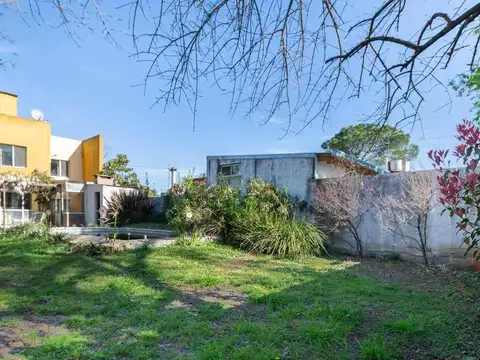Casa en Venta con 1 cochera